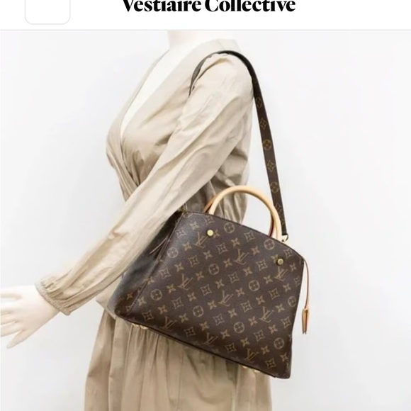 ITEMS FOR TRADE!!! Posh Ambassador I ⭐️ and Posh Ambassador II.⭐️⭐️ - Picture 2 of 16